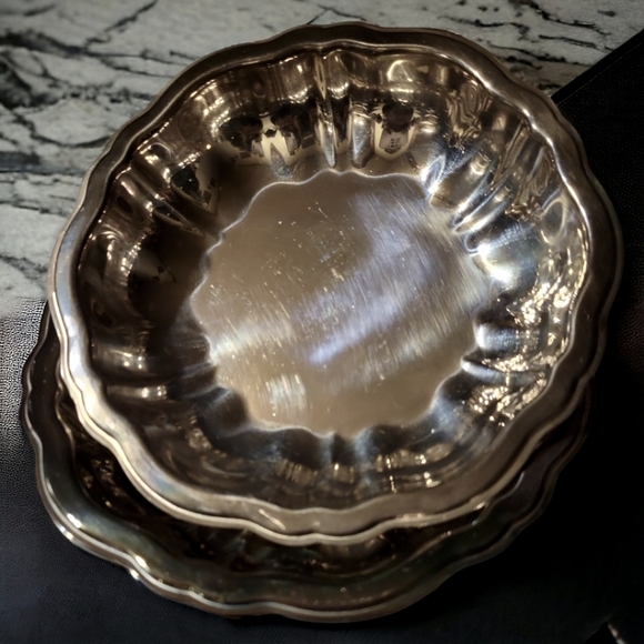 2 Vtg WM A. ROGERS Oneida Heavy Silver Plated Sauce Compote Bowls - Picture 4 of 7